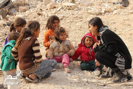 1483254527 بازیگر زن آمریکایی برای ساخت مستند به حلب سوریه رفته ؛ عکس