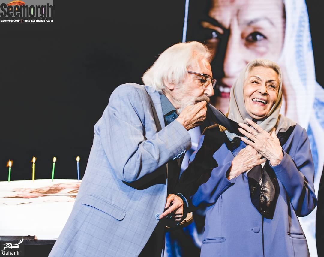 عکس های دیدنی از تولد ۹۰ سالگی بانو ژاله علو در اختتامیه فیلم شهر, جدید 1400 -گهر