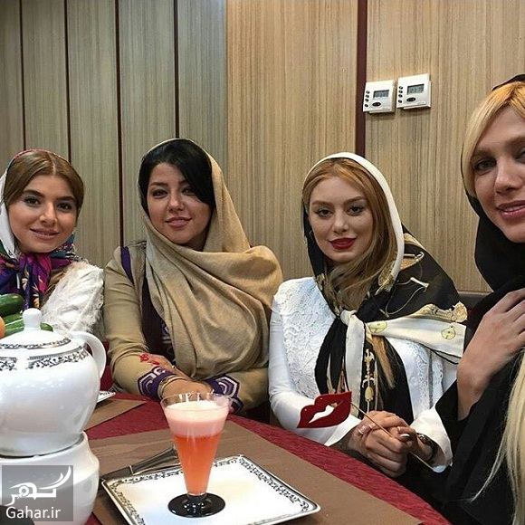 عکس دورهمی سحر قریشی و همسر شهاب حسینی با تیپ متفاوت!