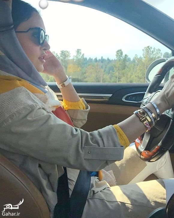 عکس الناز شاکردوست پشت فرمون ماشین لاکچری اش