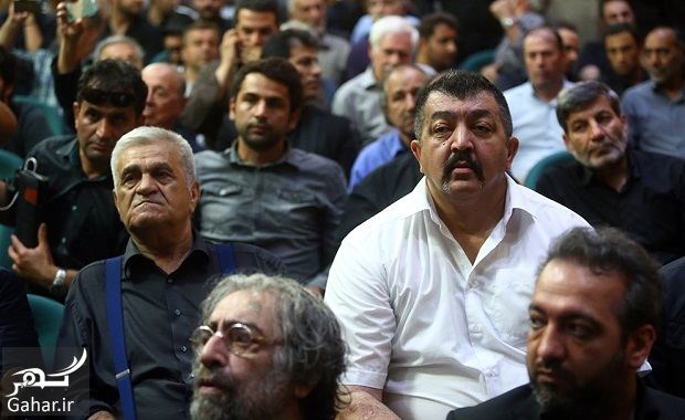 عکسهای بازیگران و هنرمندان در مراسم ختم ناصر ملک مطیعی/ 24 عکس