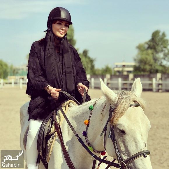 عکسهای اسب سواری خانم مجری