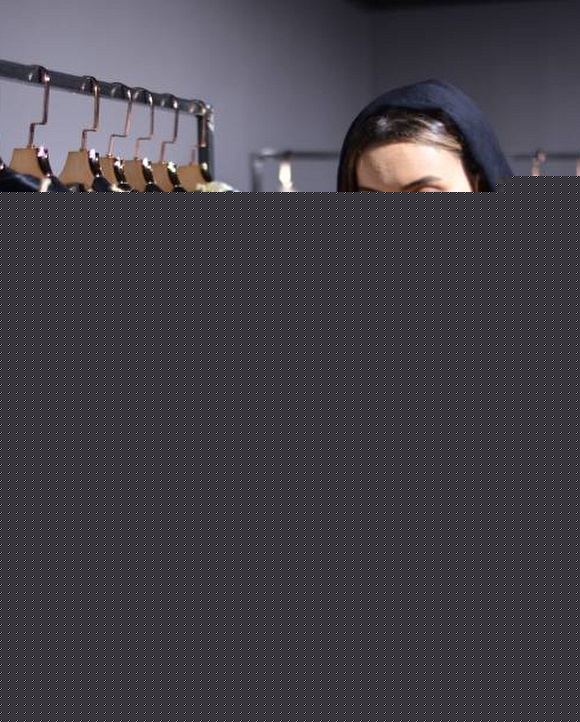استایل متفاوت نیلوفر پارسا در موسسه مد حمایت از زنان