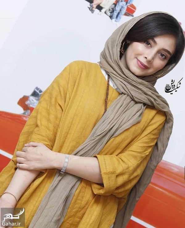 استایل دیبا زاهدی در اکران فیلم هزارپا / 4 عکس