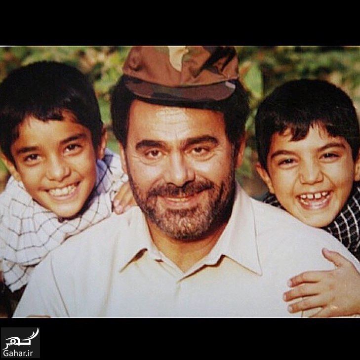عکس کودکی سینا و ساعد سهیلی در کنار جمشید هاشم پور
