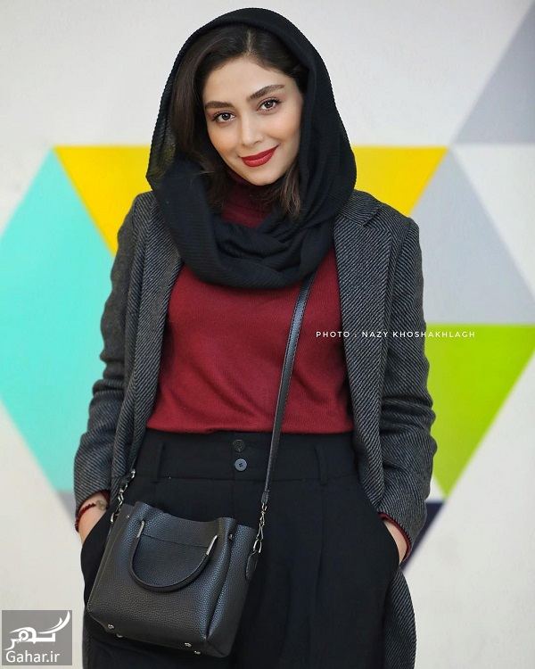 ژست های دیبا زاهدی در اکران نهنگ آبی / 7 عکس