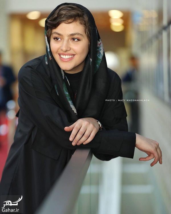 عکسهای ریحانه پارسا در جشنواره جهانی فیلم فجر 37