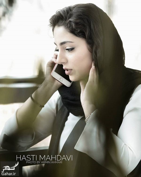 عکسهای هستی مهدوی فر در جشنواره جهانی فجر 98