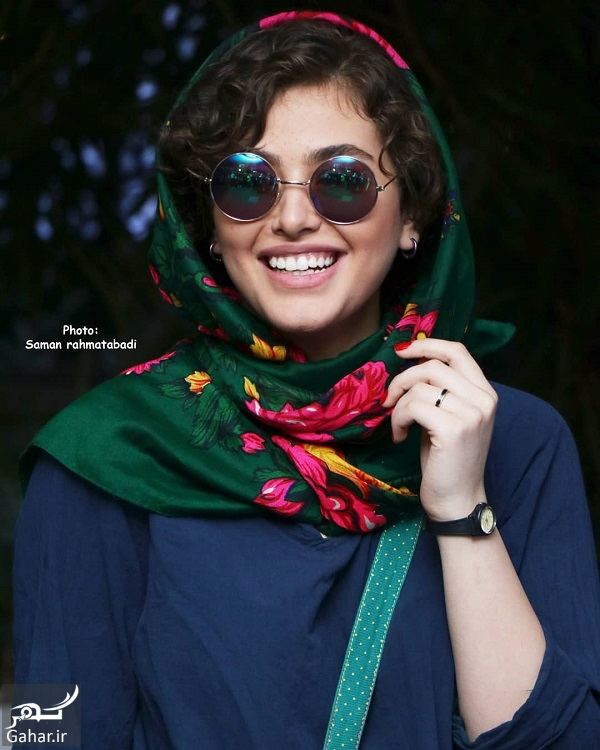 عکسهای متفاوت ریحانه پارسا در اکران خصوصی کارت پرواز