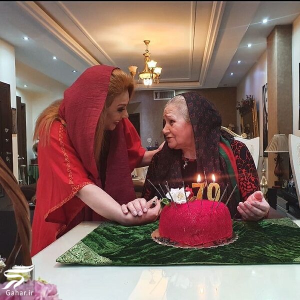 نسرین مقانلو در تولد 70 سالگی مادرش / 5 عکس