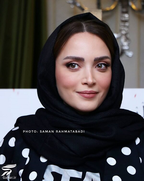 عکسهای بهنوش طباطبایی در نشست خبری عشق روزهای کرونا
