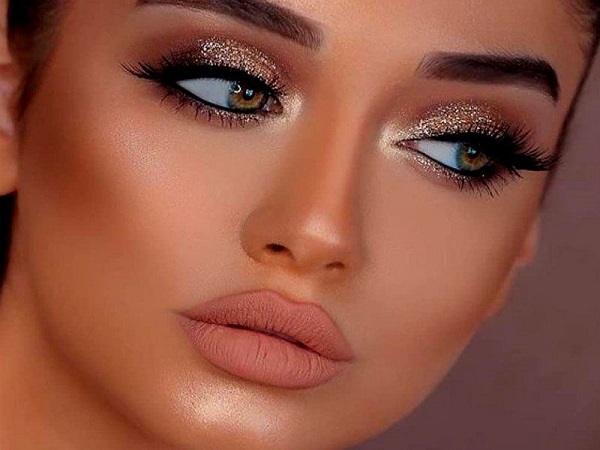 آموزش زیرسازی و آرایش چشم متناسب با فرم چشم