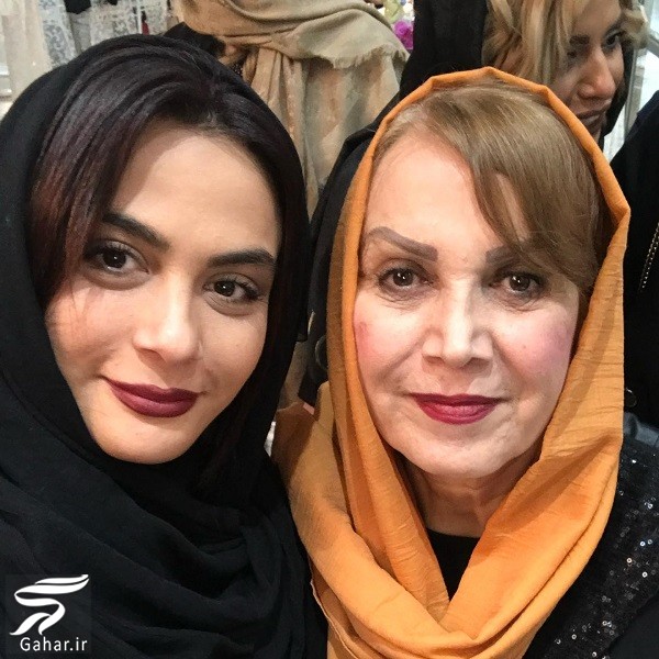 عکسهای بازیگران در مراسم زنده یاد منیژه افشاری (مادر مارال و مونا فرجاد)