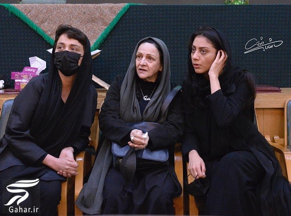 عکسهای بازیگران در مراسم زنده یاد منیژه افشاری (مادر مارال و مونا فرجاد)