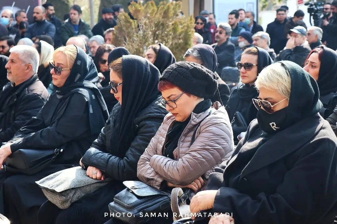 عکسهای مراسم تشییع شهرام عبدلی با حضور بازیگران