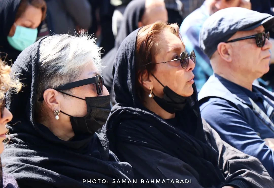 عکسهای حضور بازیگران در مراسم تشییع کیومرث پوراحمد
