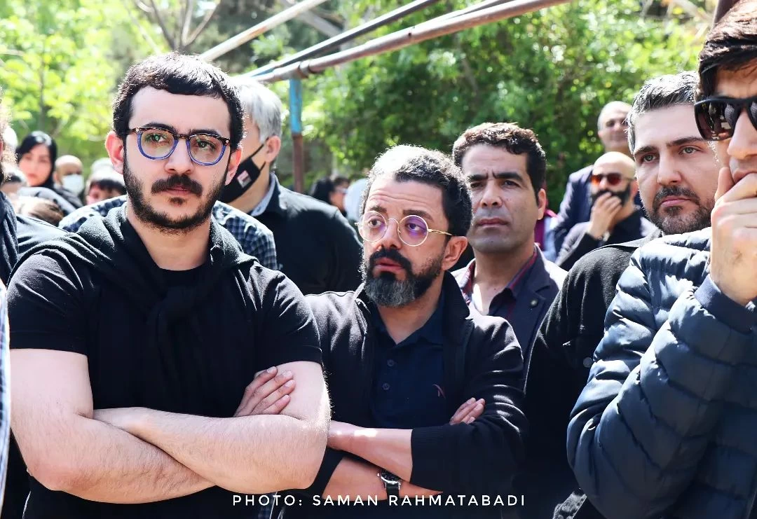 عکسهای حضور بازیگران در مراسم تشییع کیومرث پوراحمد