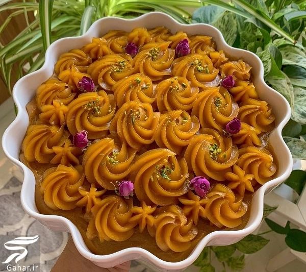 آموزش حلوا زعفرانی با آرد سفید (خوشمزه و خانگی)