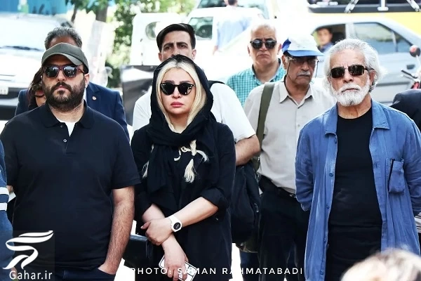 عکسهای مراسم خاکسپاری فریماه فرجامی با حضور هنرمندان