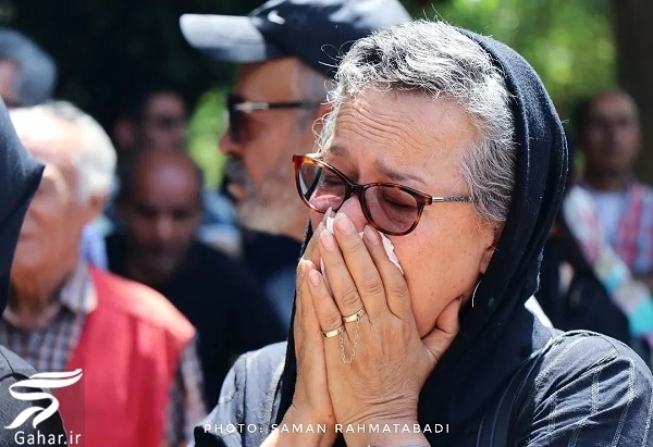عکسهای مراسم خاکسپاری فریماه فرجامی با حضور هنرمندان
