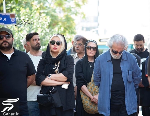 عکسهای مراسم خاکسپاری فریماه فرجامی با حضور هنرمندان