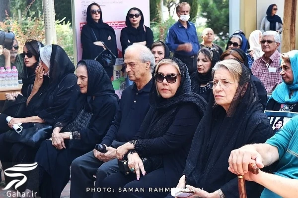 عکسهای مراسم خاکسپاری فریماه فرجامی با حضور هنرمندان