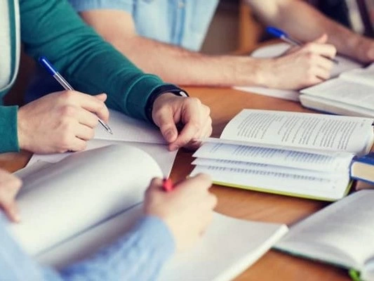 جملات انگیزشی برای درس خواندن و موفقیت