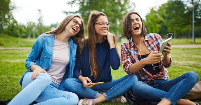 جملات سخت برای تکرار (تکرار جملات سخت خنده دار)