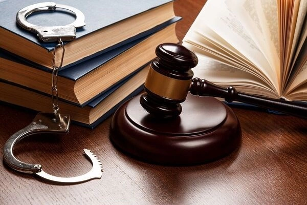 پیام تبریک روز وکیل به دوست، همکار و استاد