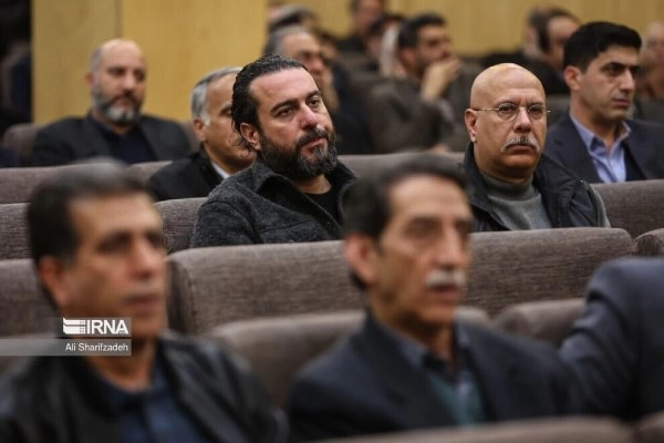 عکسهای بازیگران در مراسم ختم همسر علیرضا قربانی