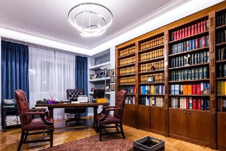 مبلمان و دکوراسیون مناسب برای دفتر وکالت