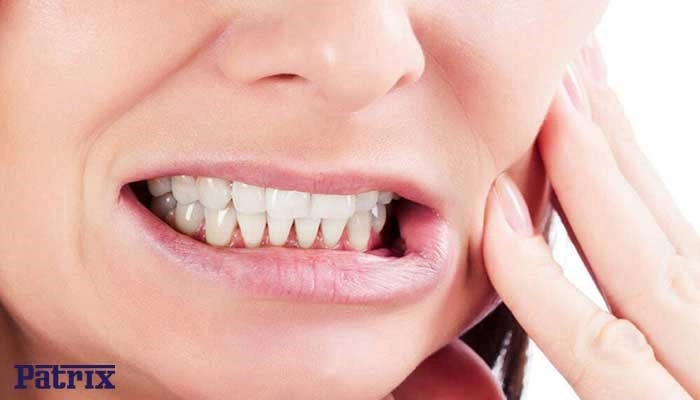 برای بهبود حساسیت دندان&zwnj;ها چه راهکارهایی وجود دارد؟