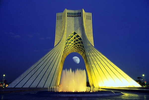 لذت بردن از تهران بدون خالی کردن جیب: ایده&zwnj;هایی برای تفریح ارزان