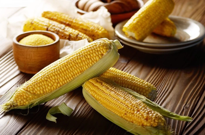 طریقه دون کردن ذرت مثل آب خوردن + فیلم