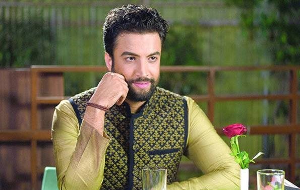 نگاهی به زندگی بنیامین بهادری